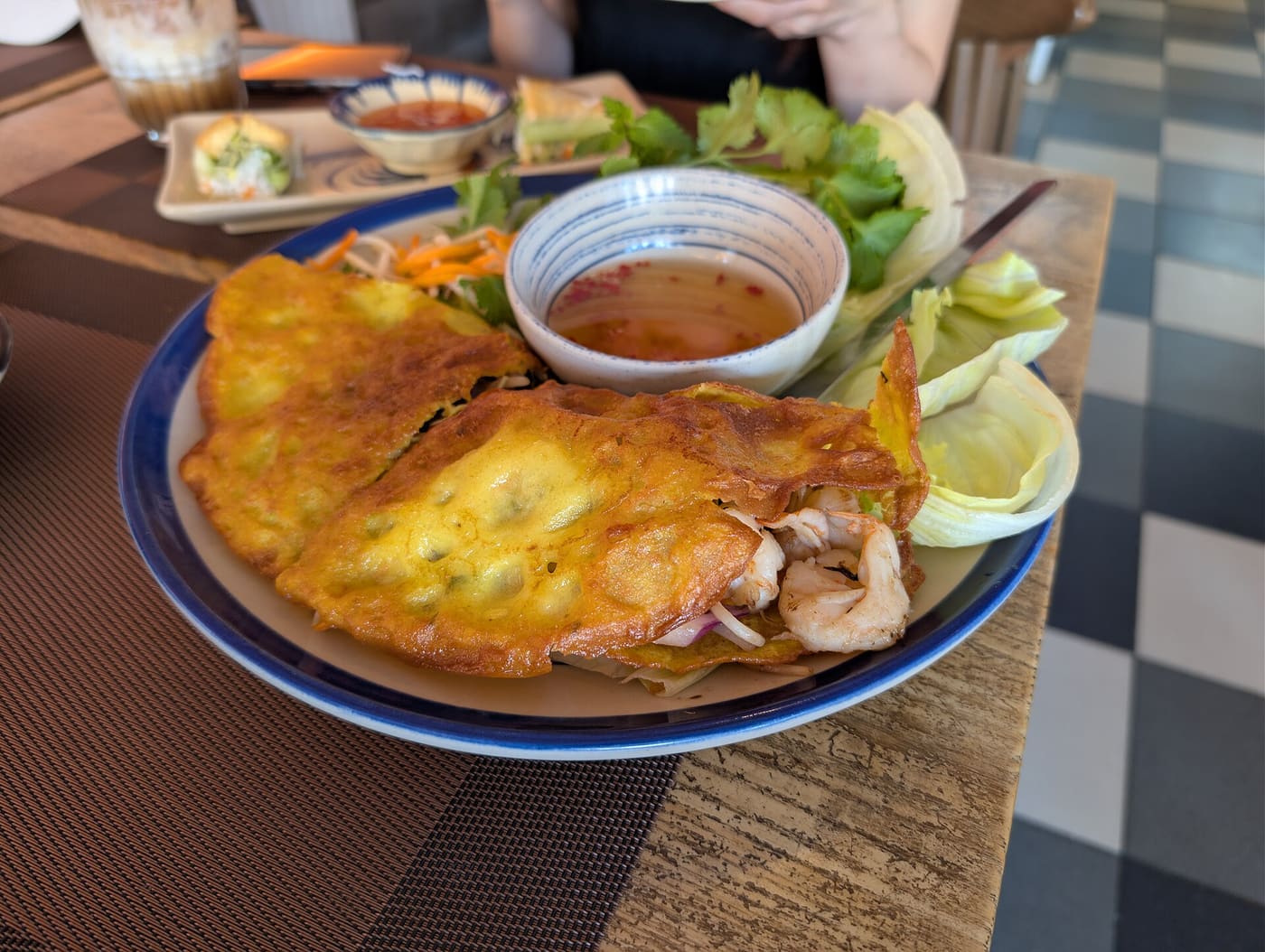 Bánh xèo miền Trung giòn